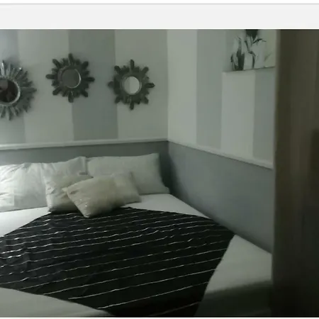 Casa Fiore ホームステイ *